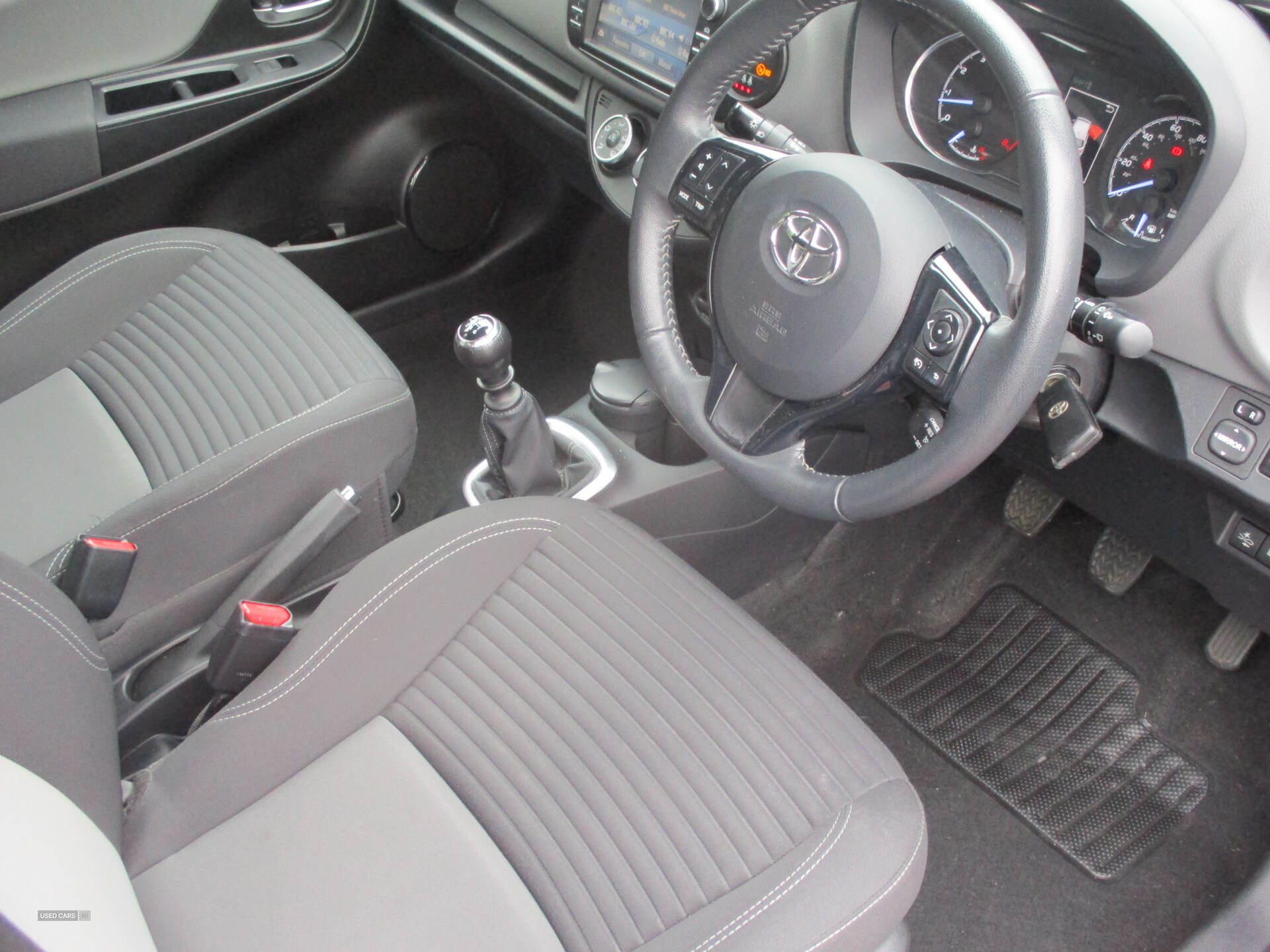 Car Thumbnail 12