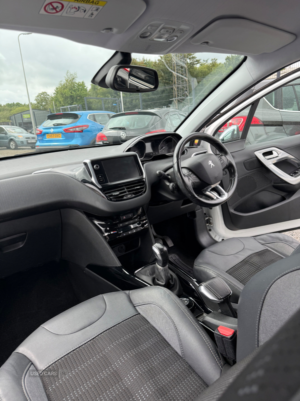 Peugeot 2008 DIESEL ESTATE in Down