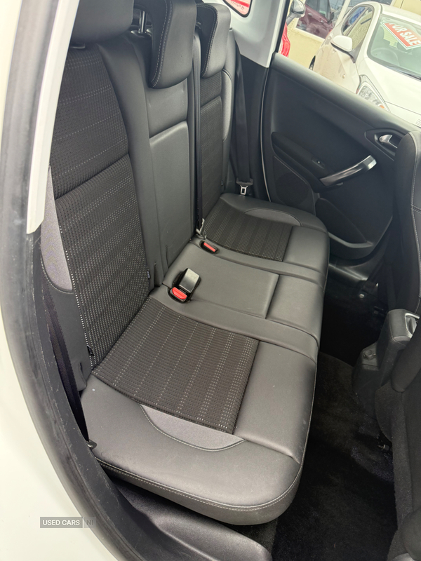 Peugeot 2008 DIESEL ESTATE in Down