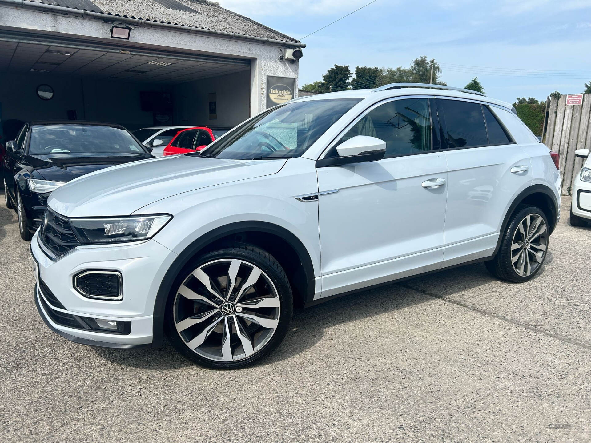 Volkswagen T-Roc DIESEL HATCHBACK in Down