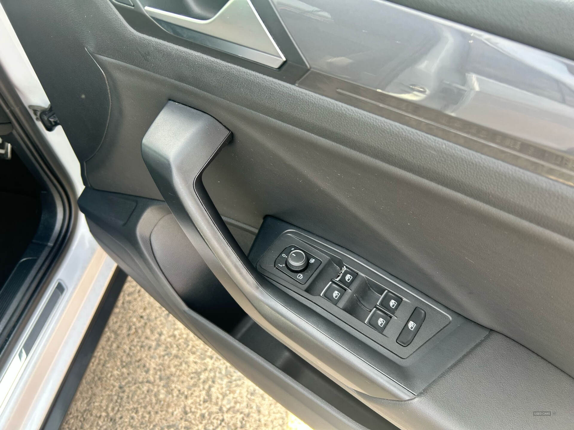 Volkswagen T-Roc DIESEL HATCHBACK in Down