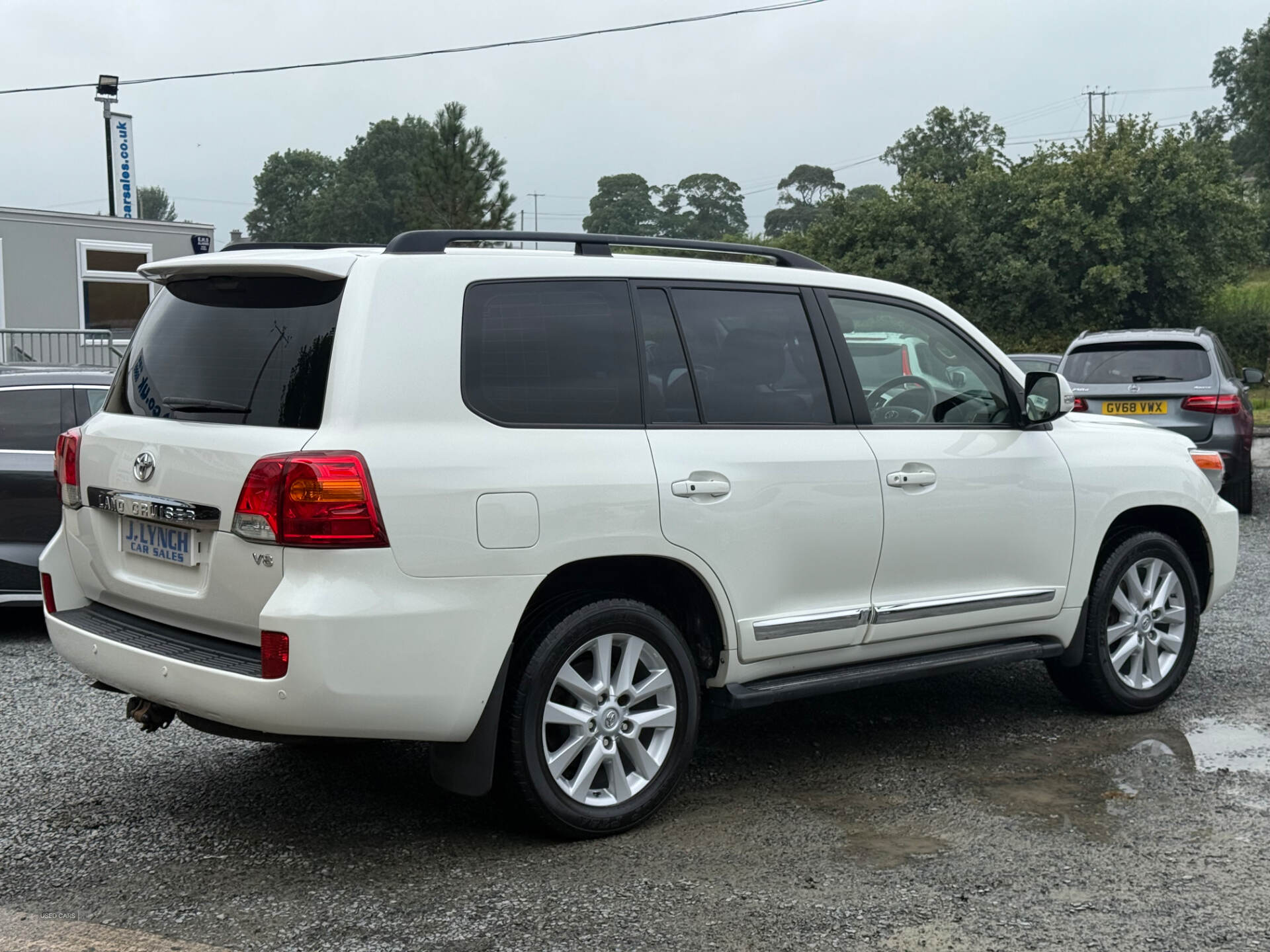 Toyota Land Cruiser V8 DIESEL SW in Down