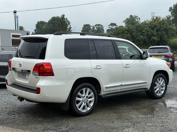 Toyota Land Cruiser V8 DIESEL SW in Down