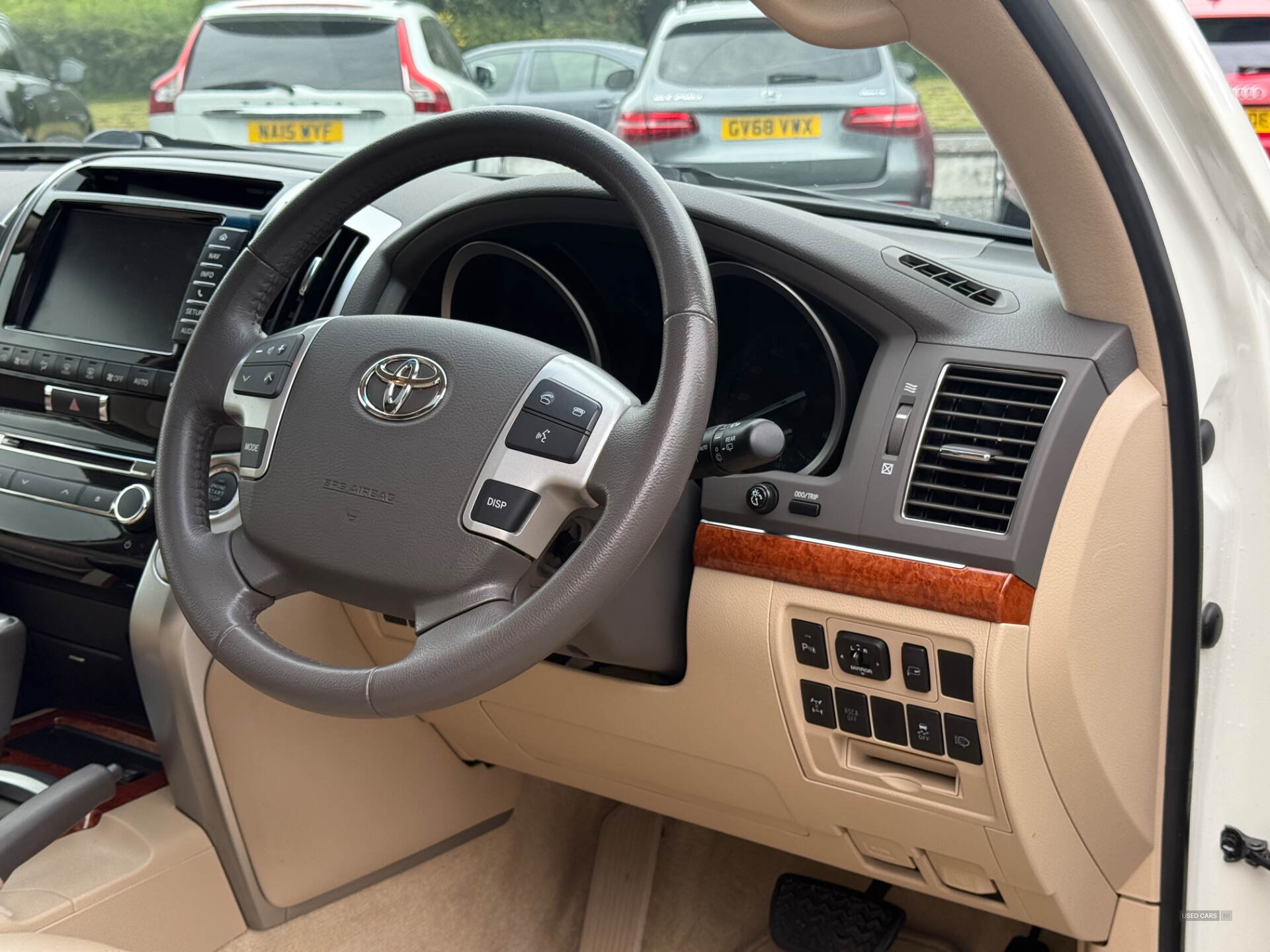 Toyota Land Cruiser V8 DIESEL SW in Down