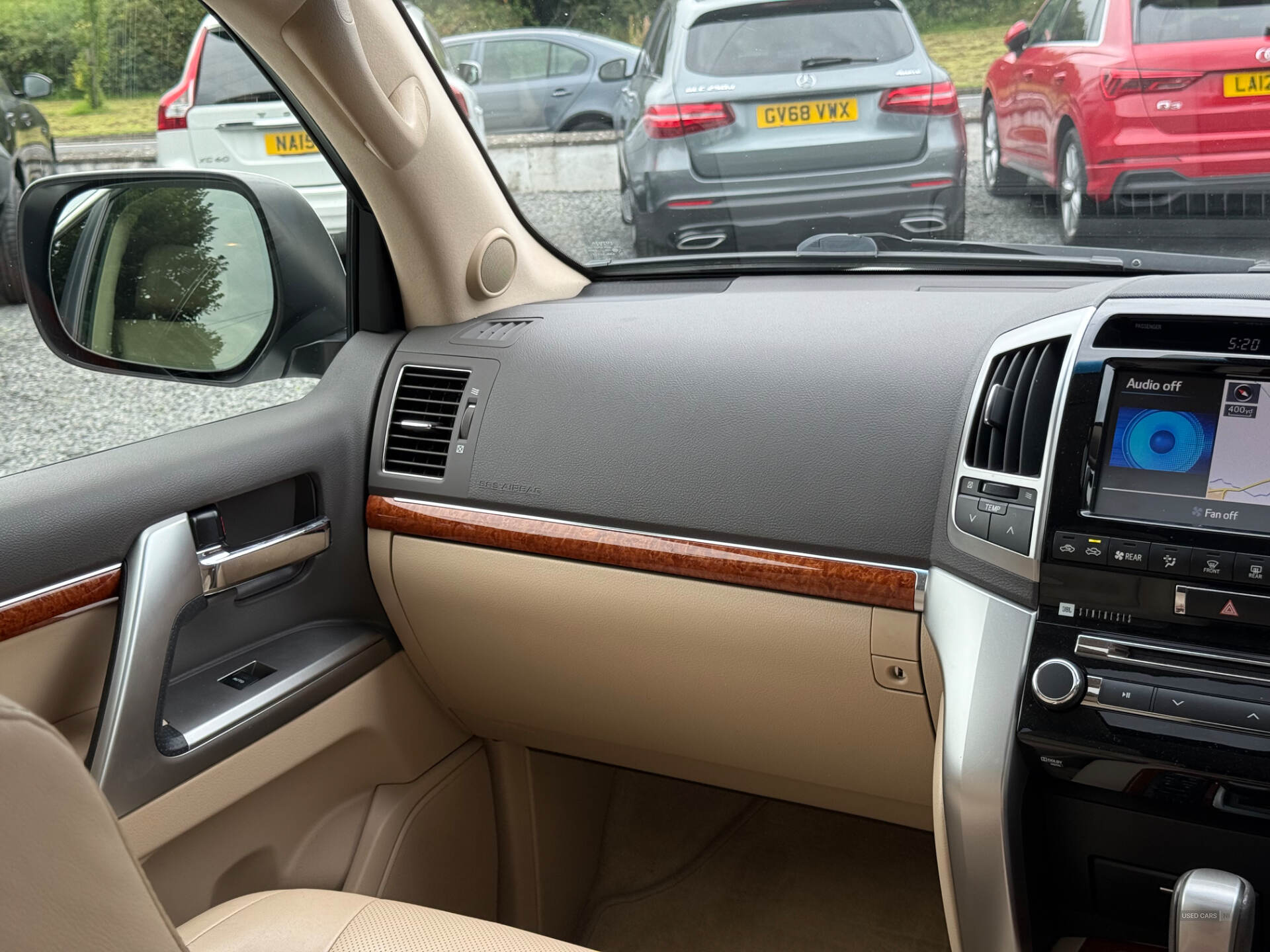 Toyota Land Cruiser V8 DIESEL SW in Down