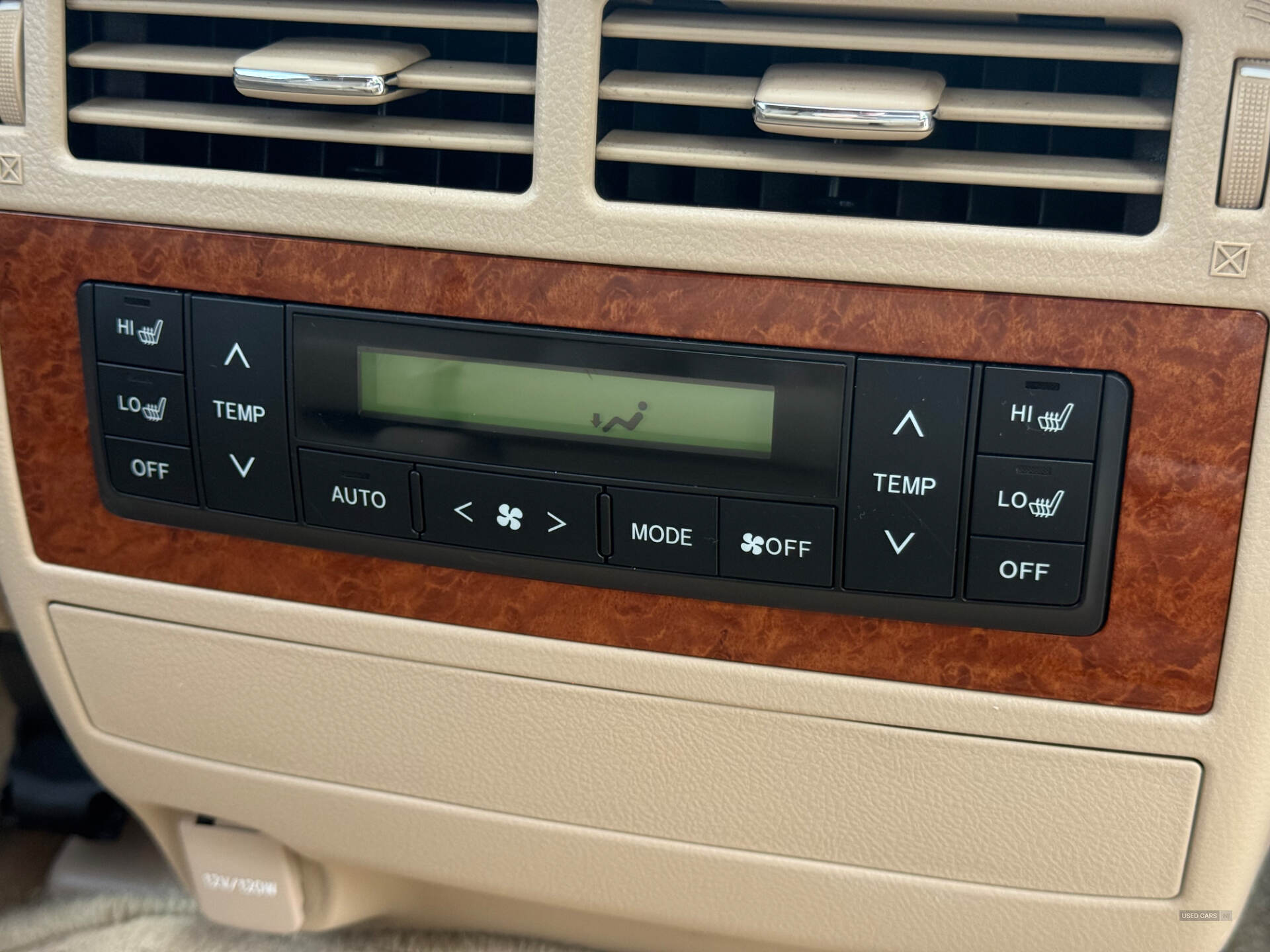 Toyota Land Cruiser V8 DIESEL SW in Down