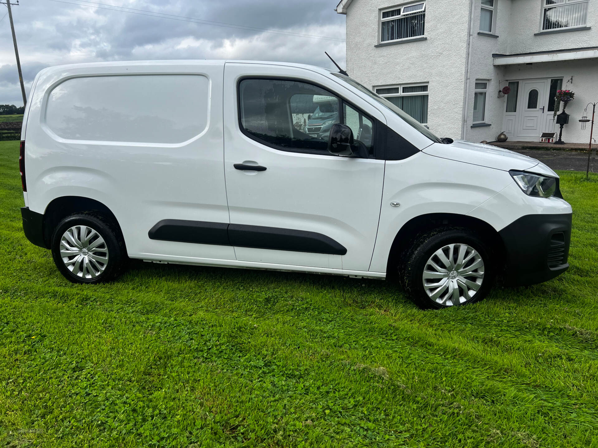 Peugeot Partner STANDARD DIESEL in Antrim