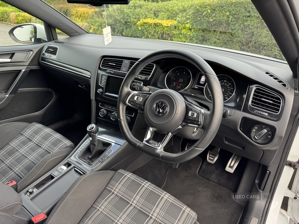 Volkswagen Golf DIESEL HATCHBACK in Antrim