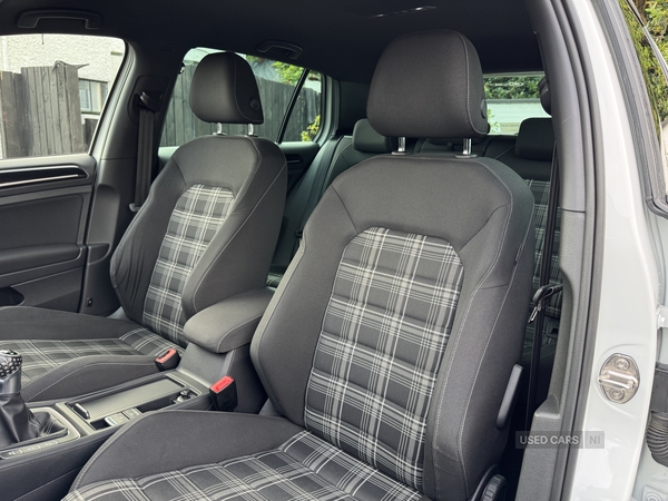 Volkswagen Golf DIESEL HATCHBACK in Antrim