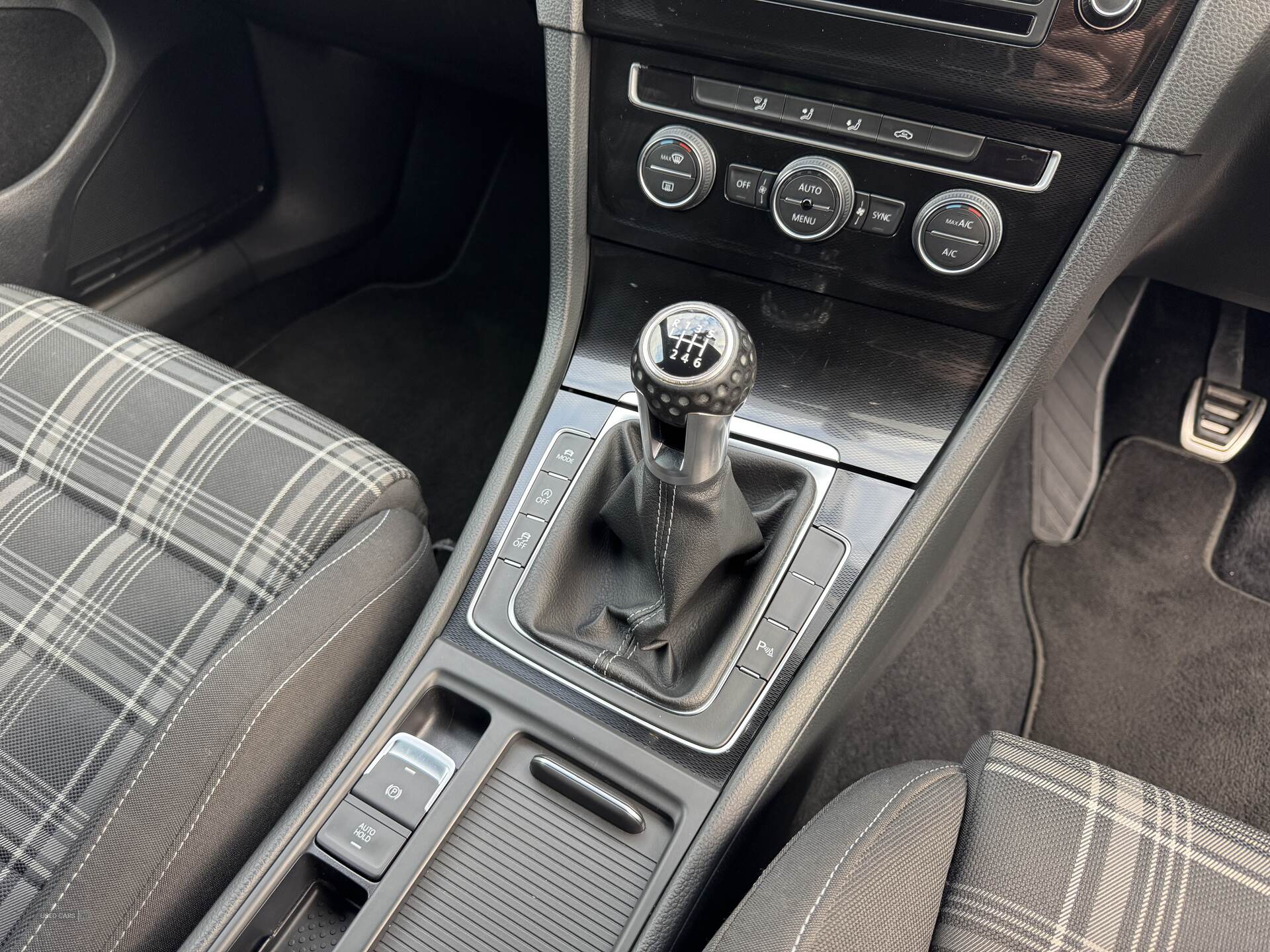 Volkswagen Golf DIESEL HATCHBACK in Antrim