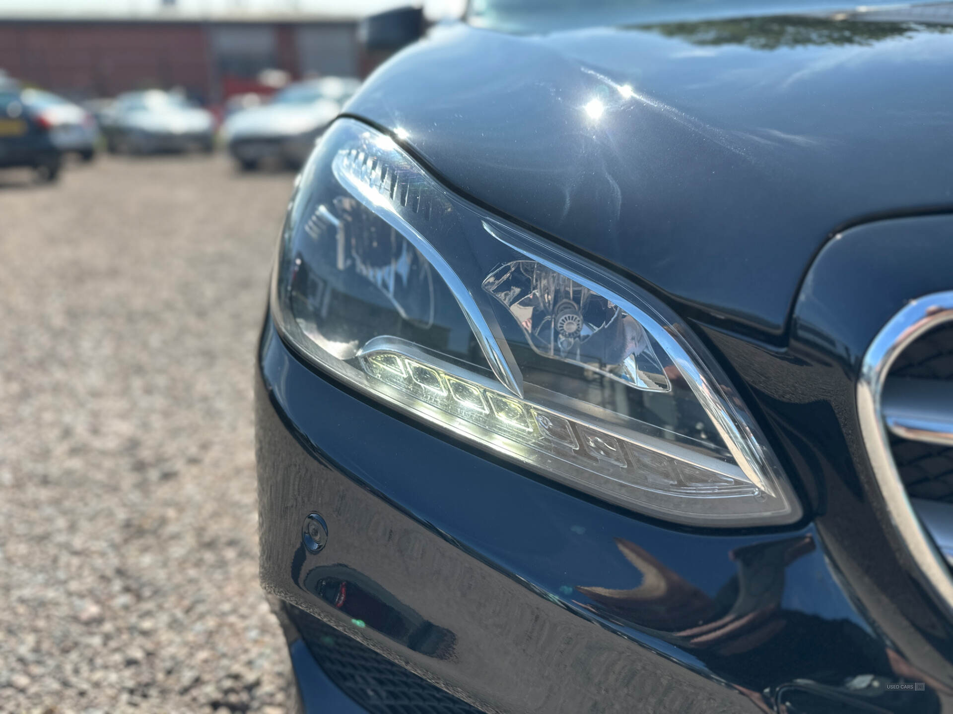 Car Thumbnail 5