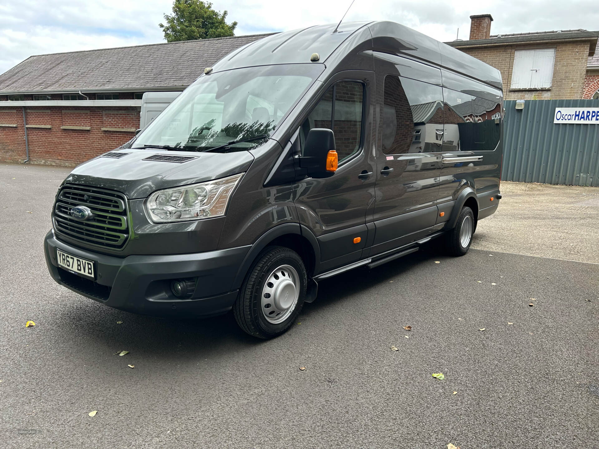 Ford Transit 460 L4 MINIBUS DIESEL RWD in Derry / Londonderry