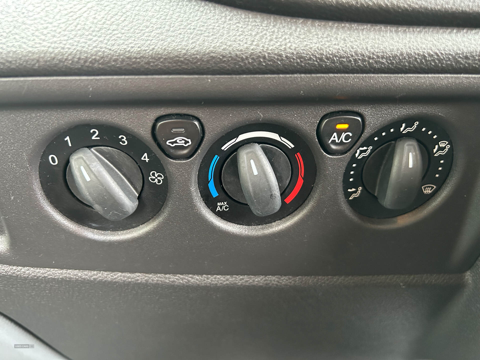Car Thumbnail 8