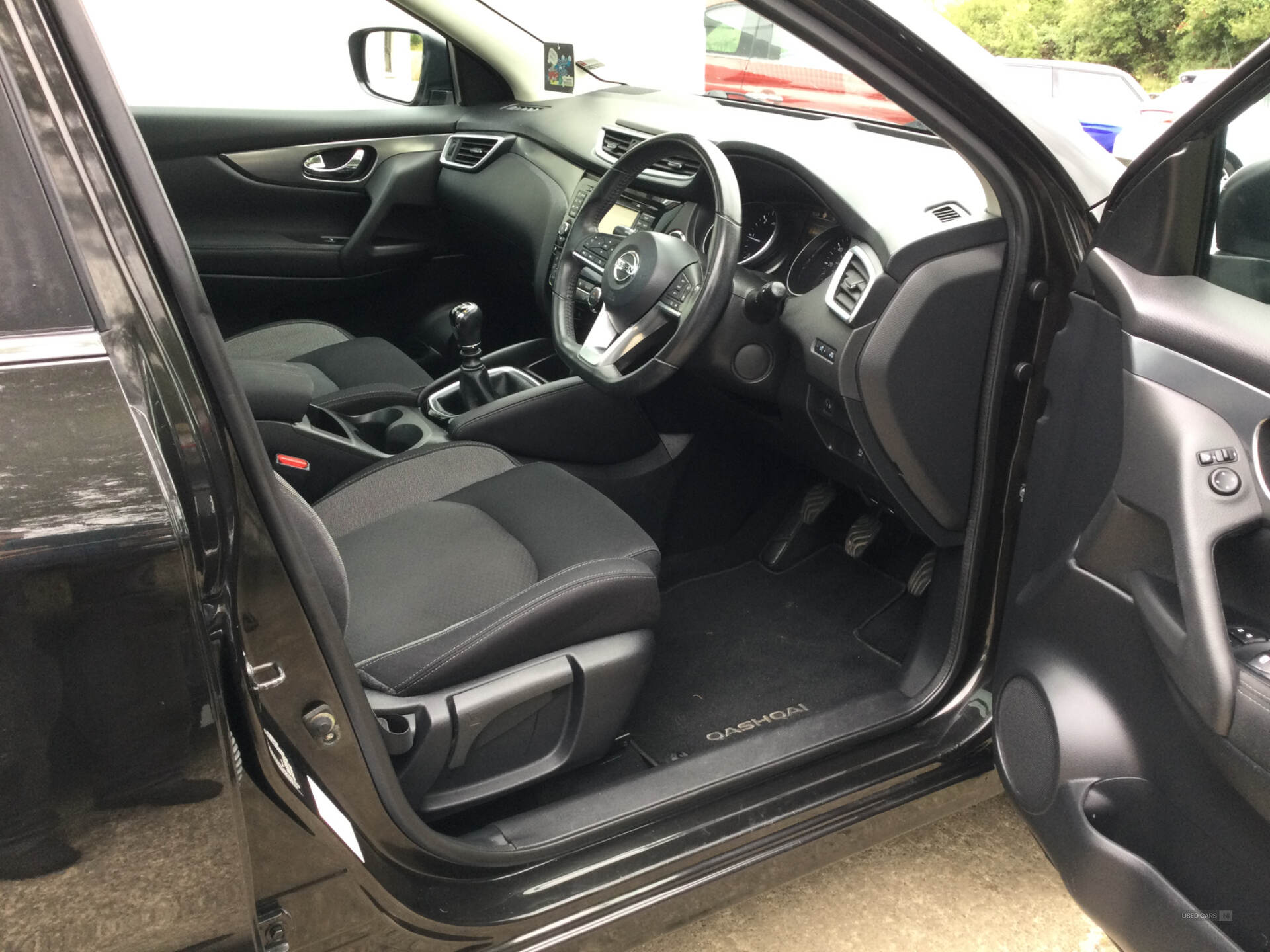 Nissan Qashqai DIESEL HATCHBACK in Derry / Londonderry