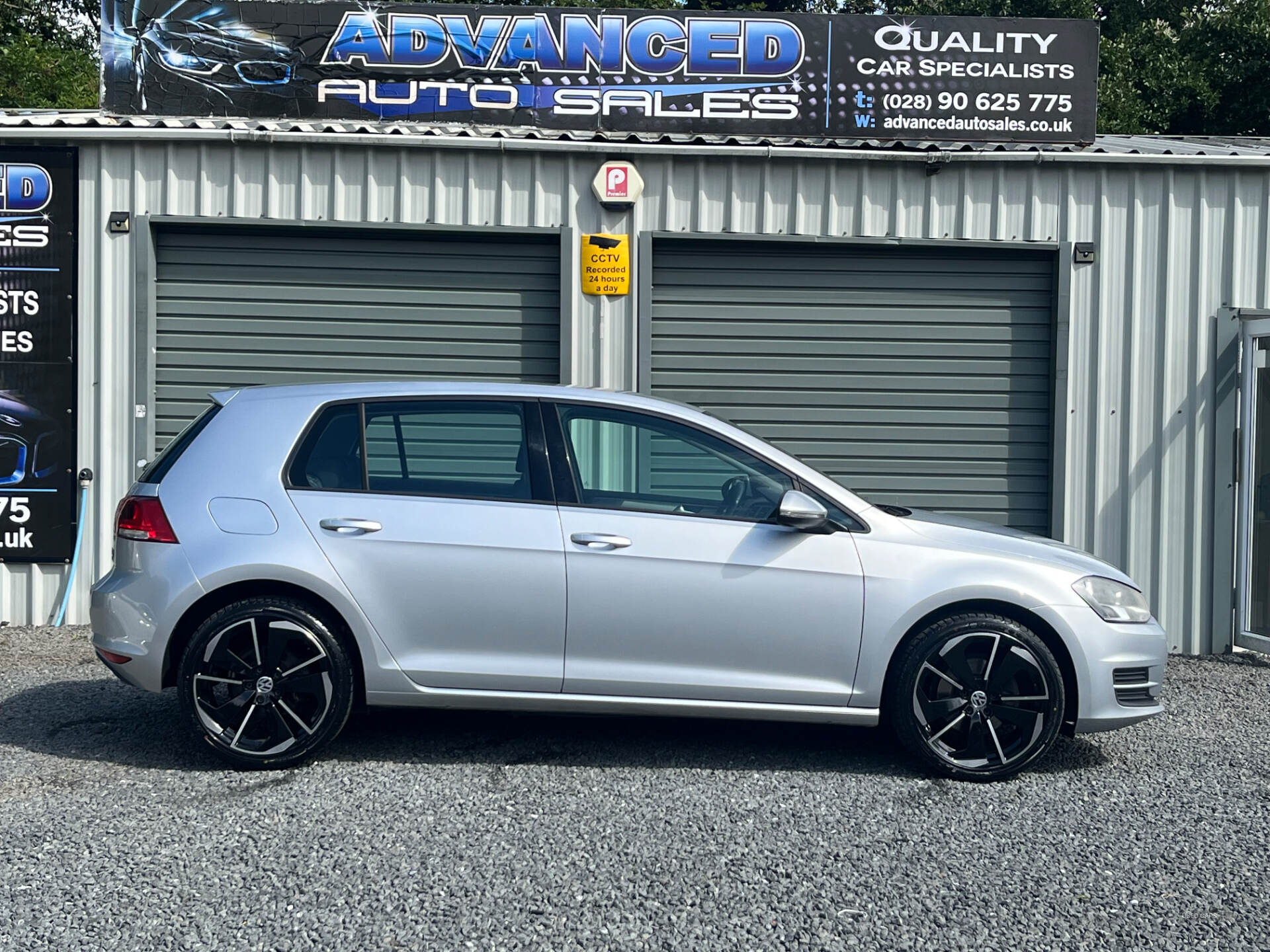 Volkswagen Golf HATCHBACK in Antrim
