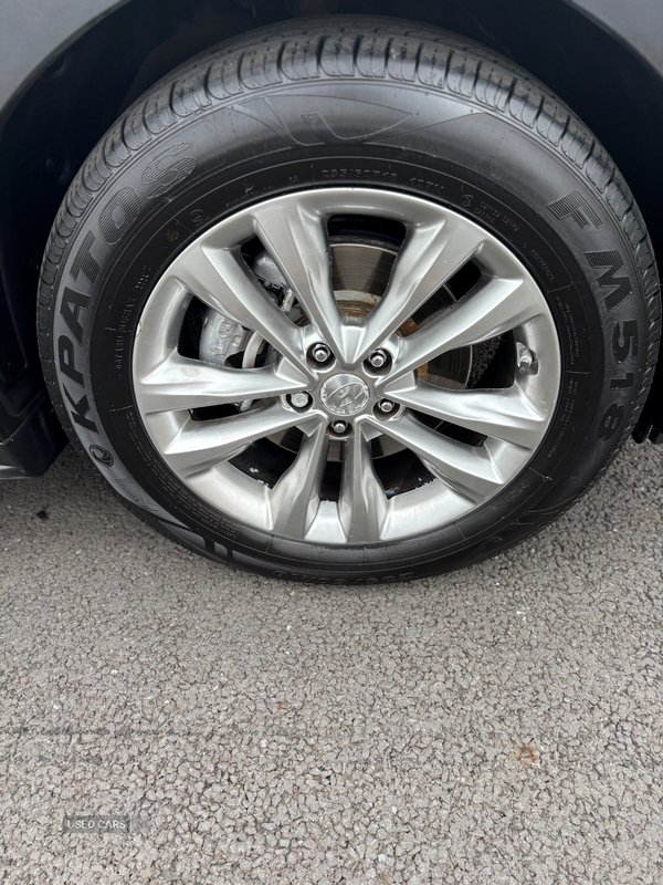 Hyundai Santa Fe DIESEL ESTATE in Antrim
