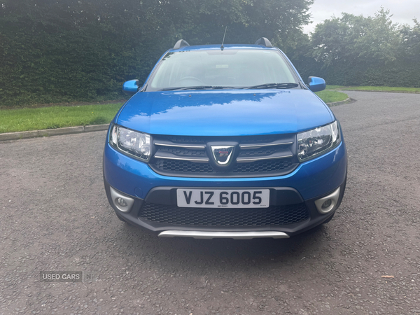 Dacia Sandero Stepway HATCHBACK in Down