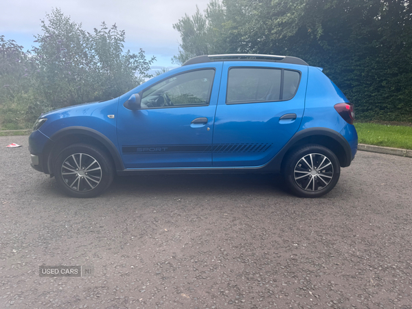 Dacia Sandero Stepway HATCHBACK in Down