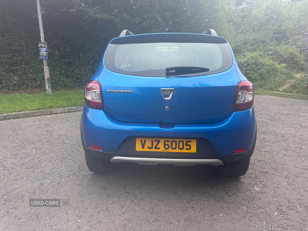 Dacia Sandero Stepway HATCHBACK in Down