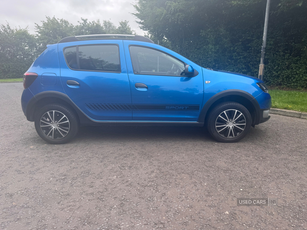 Dacia Sandero Stepway HATCHBACK in Down