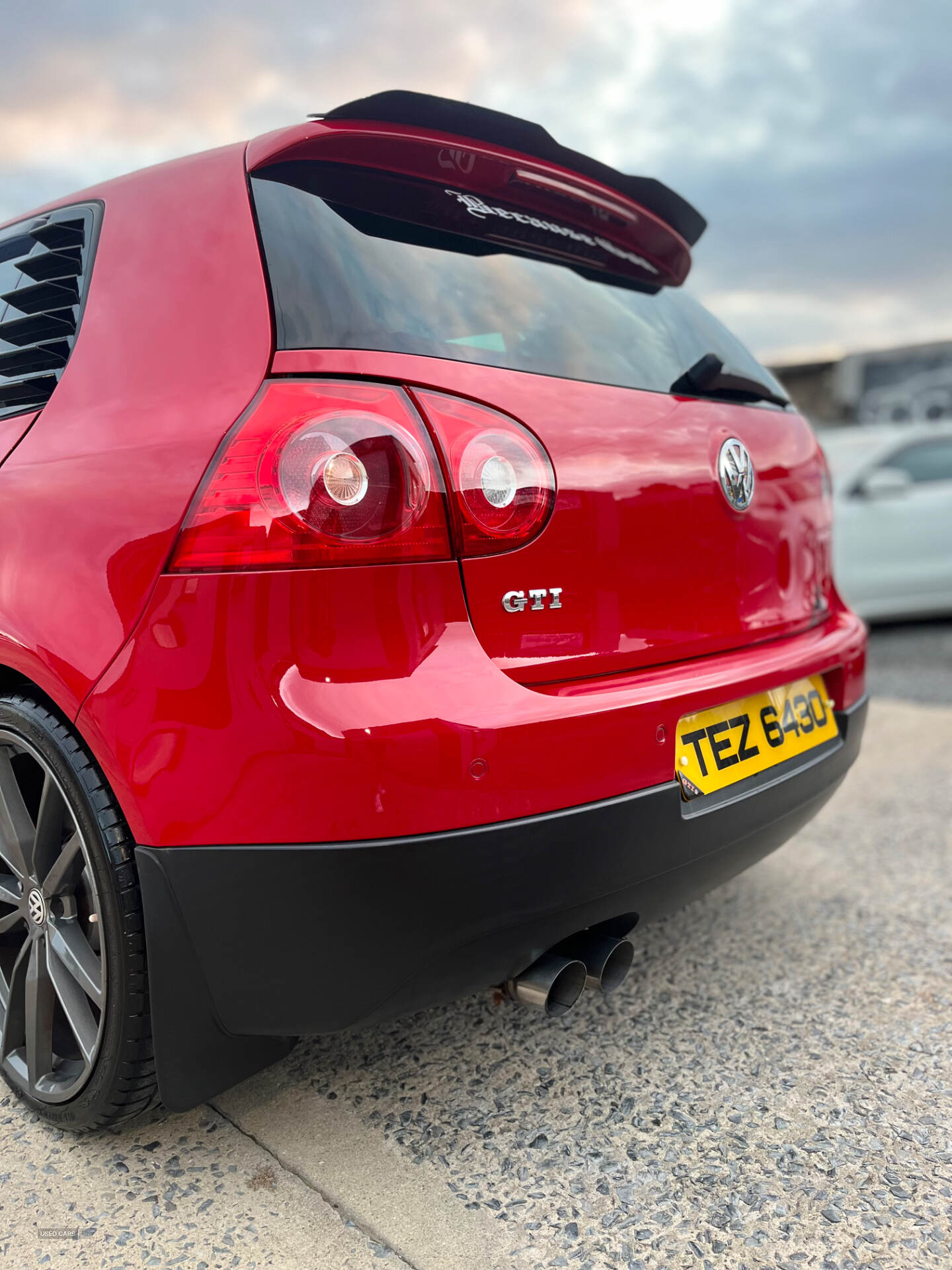 Volkswagen Golf HATCHBACK in Down