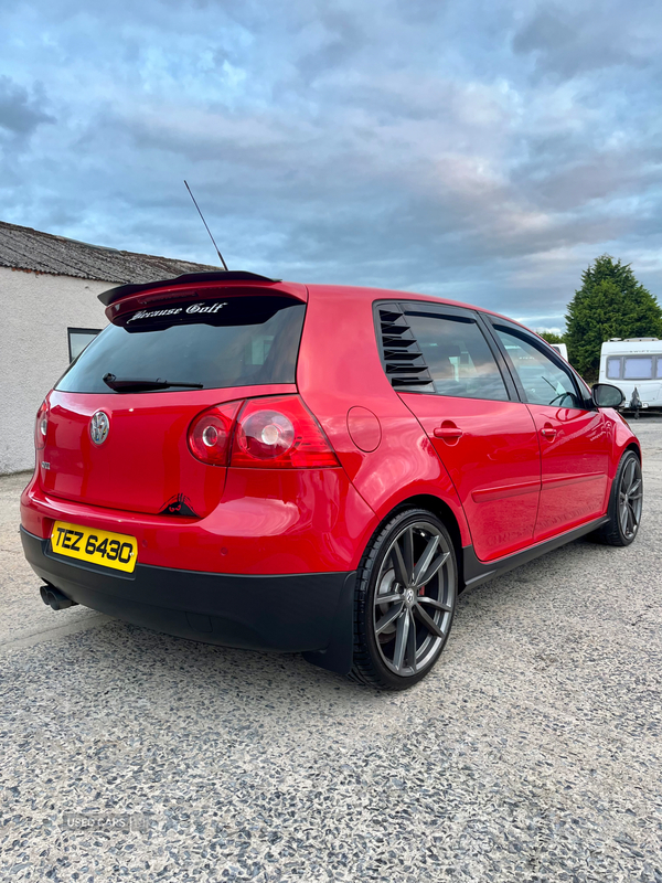 Volkswagen Golf HATCHBACK in Down