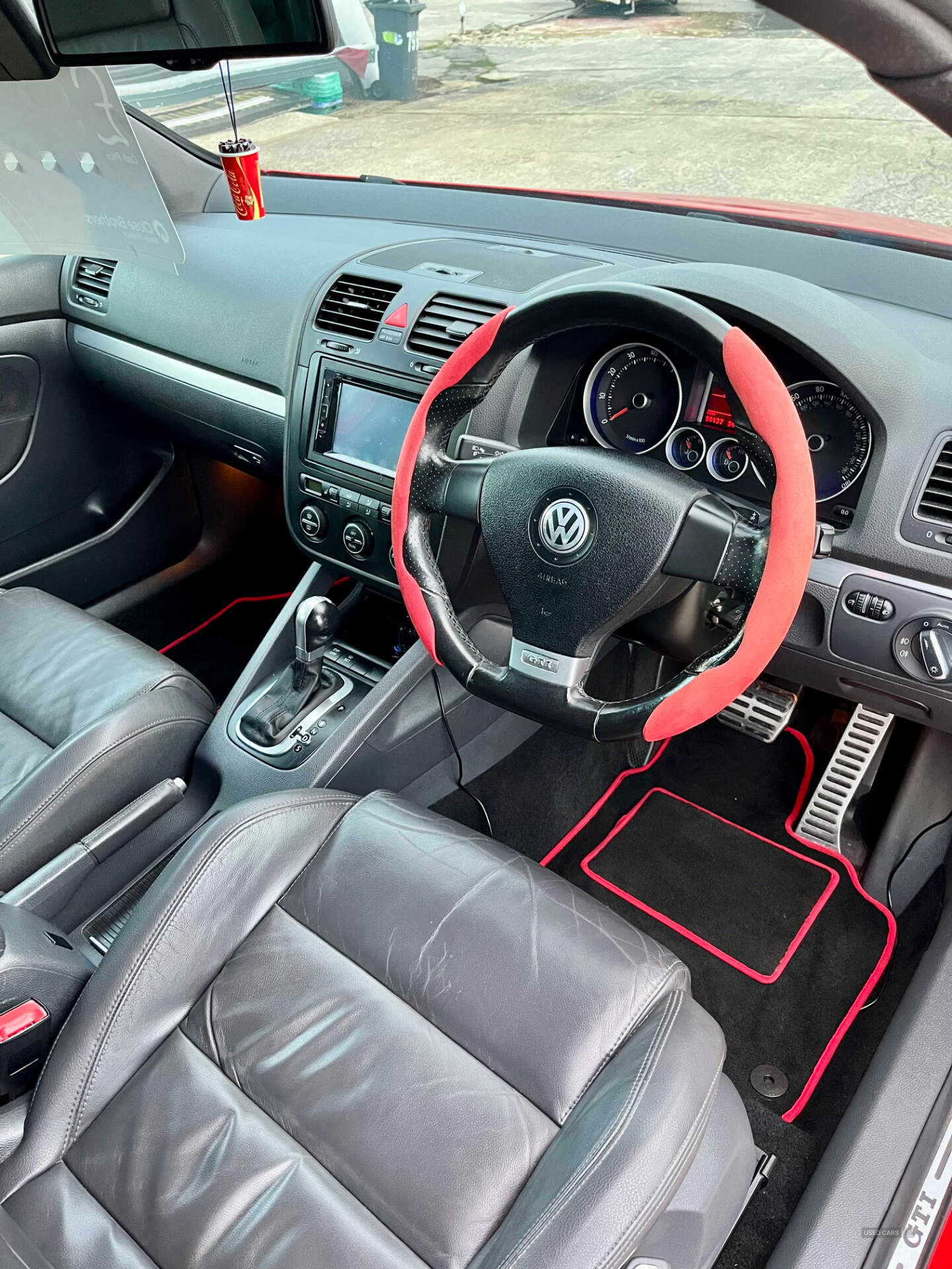 Volkswagen Golf HATCHBACK in Down