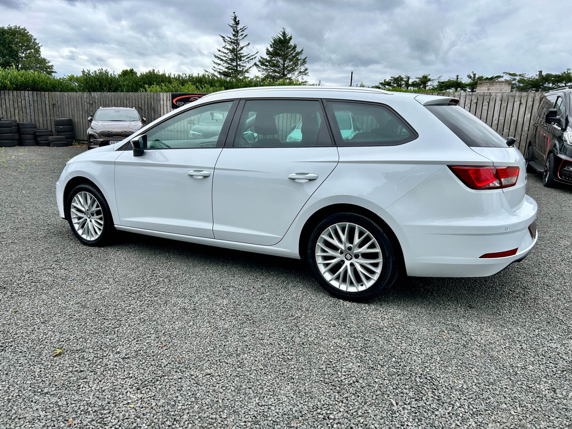 Seat Leon DIESEL SPORT TOURER in Antrim