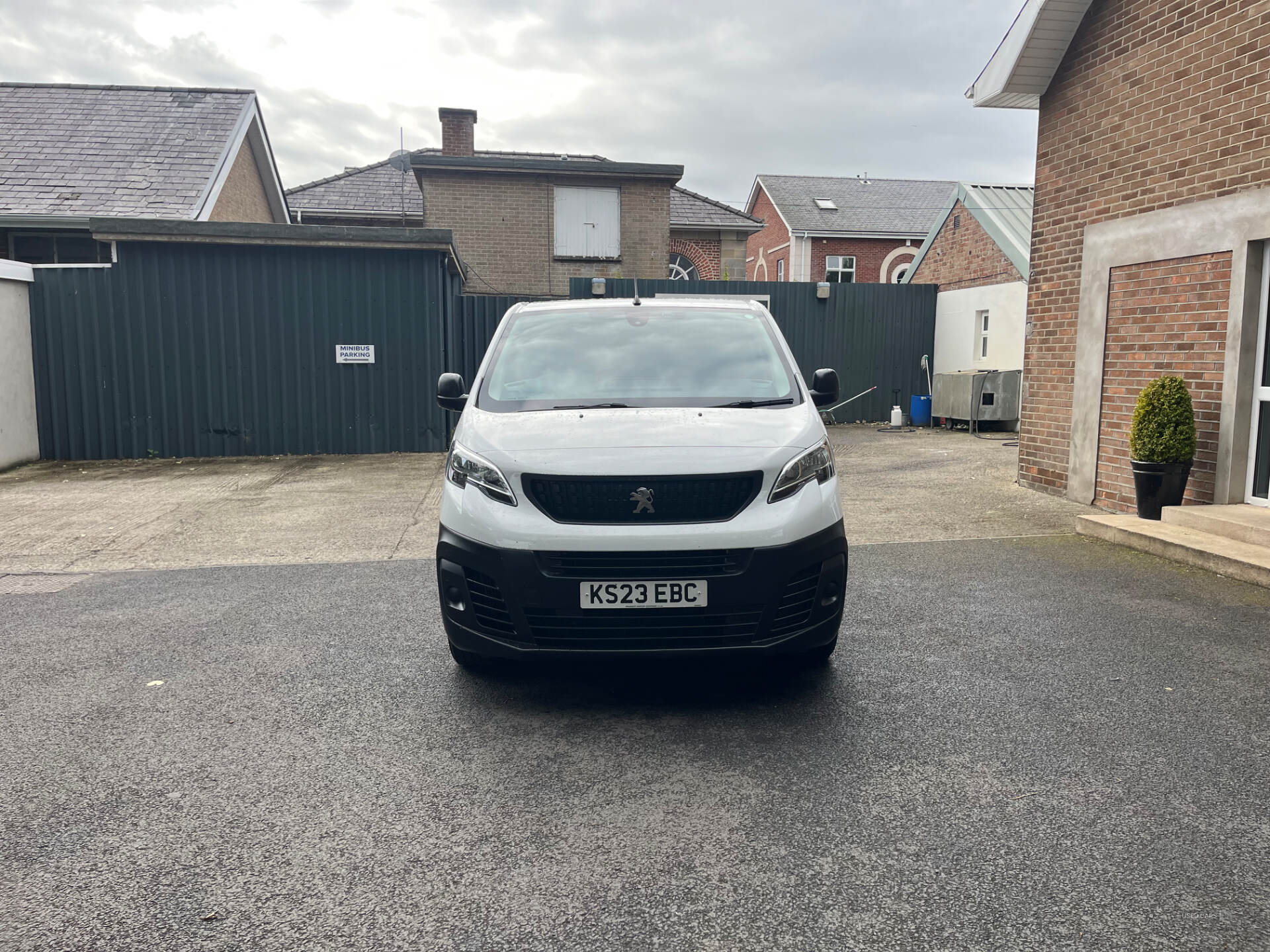Peugeot Expert STANDARD DIESEL in Derry / Londonderry