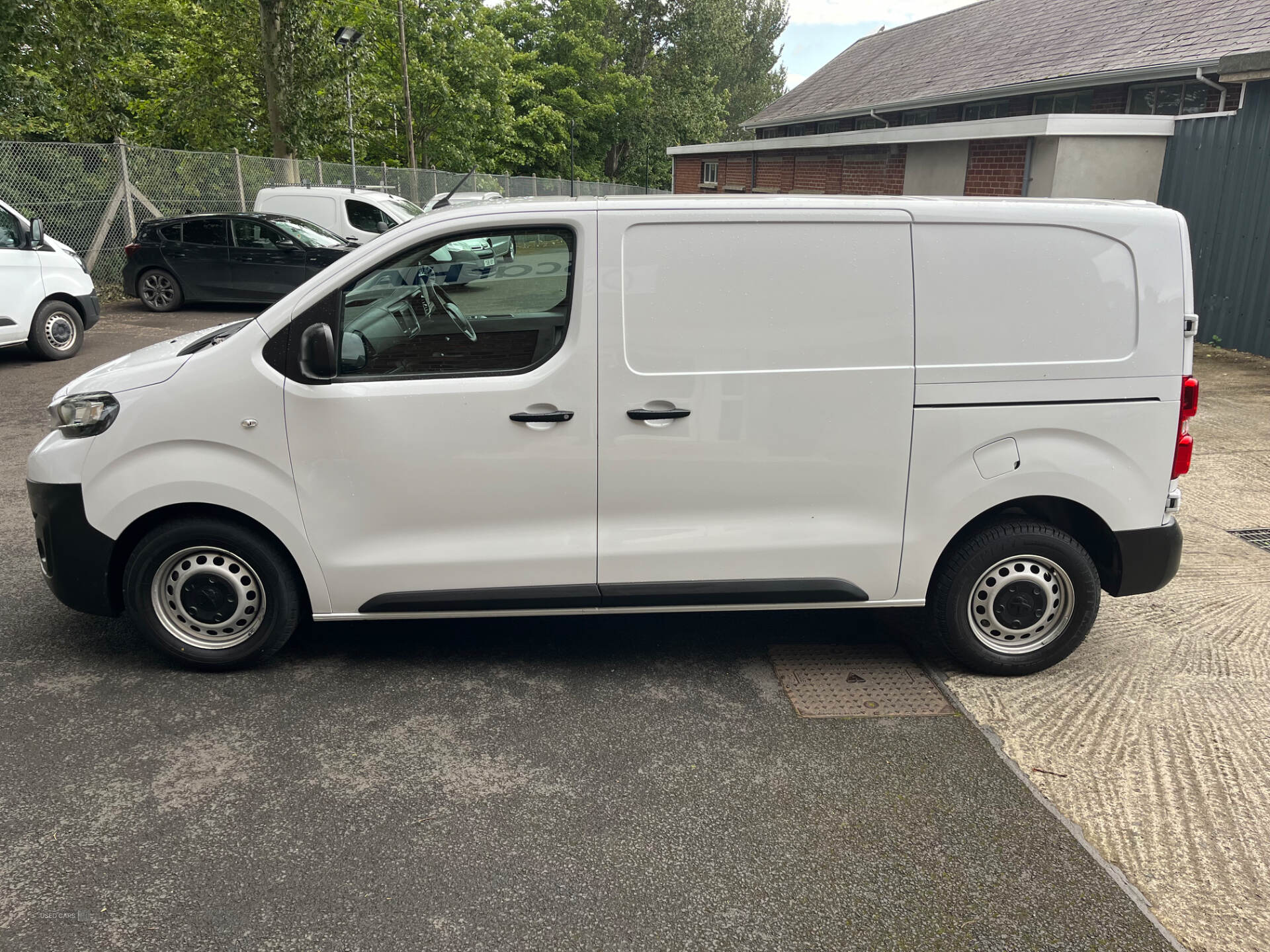 Peugeot Expert STANDARD DIESEL in Derry / Londonderry