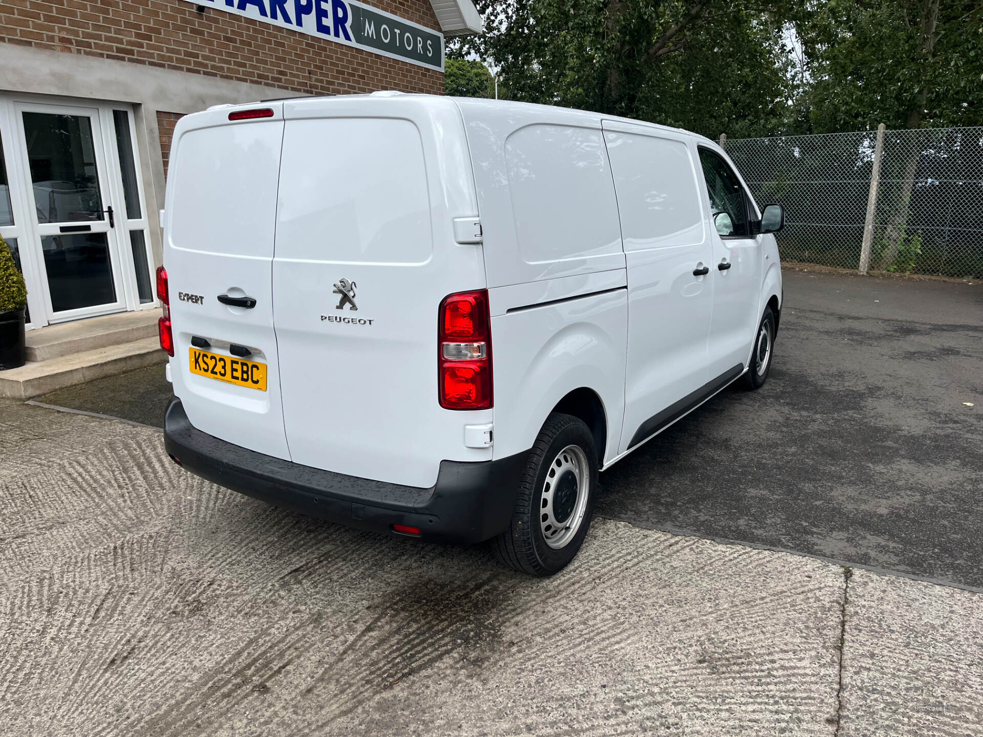 Peugeot Expert STANDARD DIESEL in Derry / Londonderry