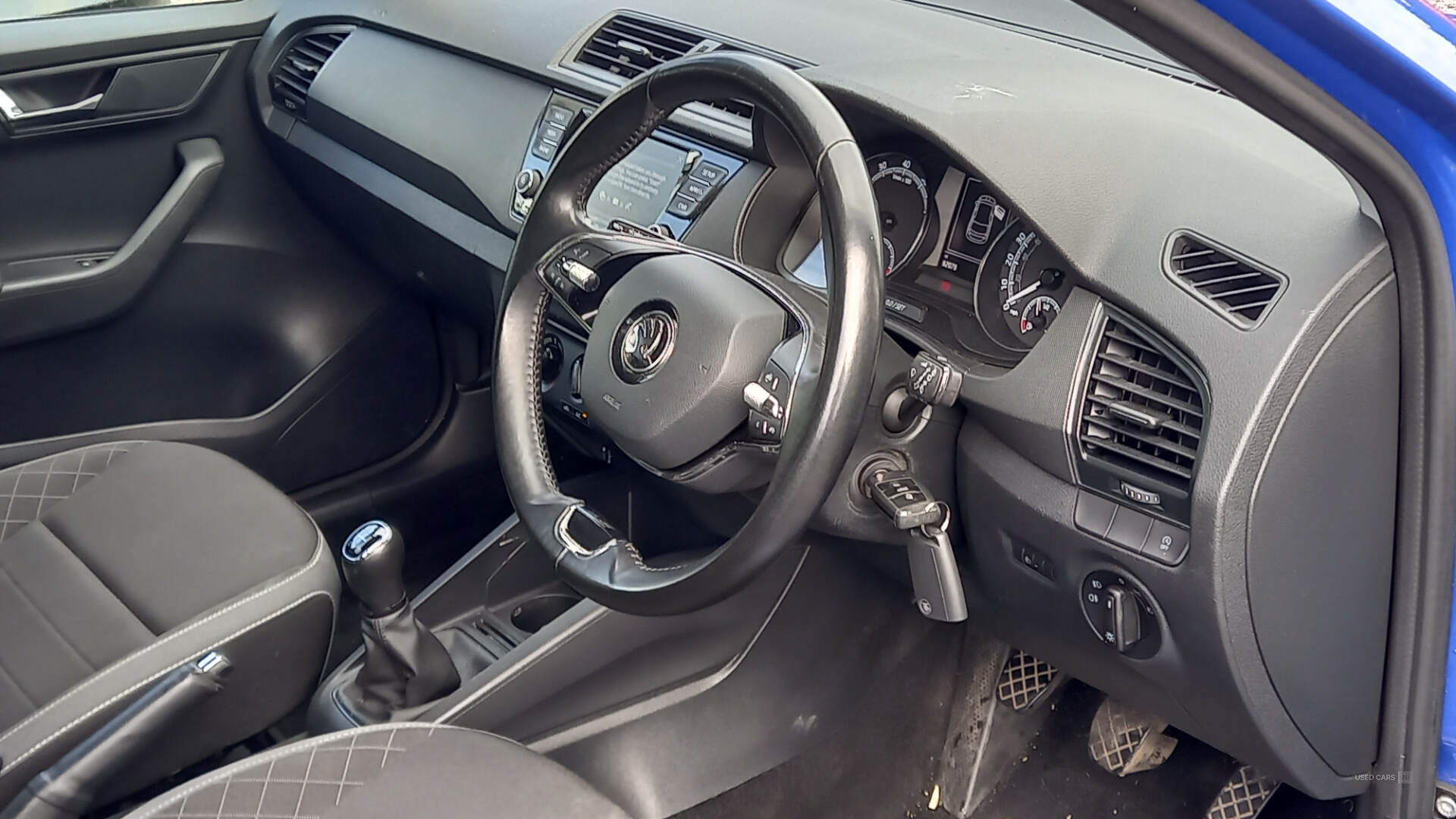 Car Thumbnail 5