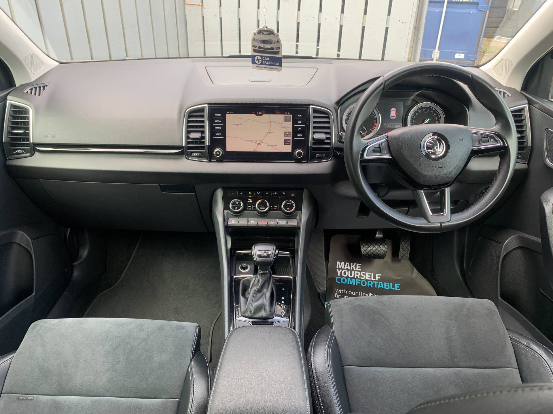 Car Thumbnail 6