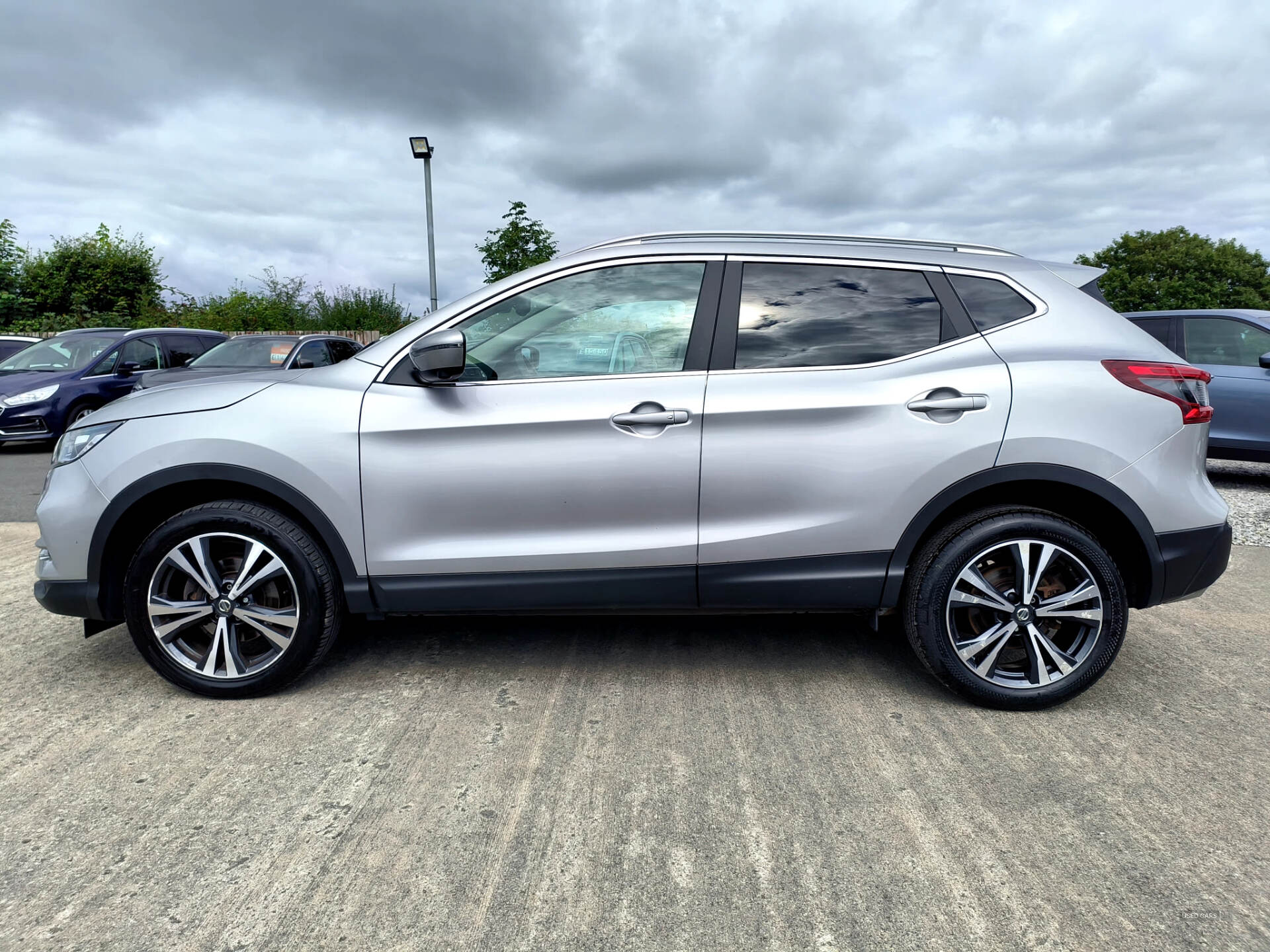 Nissan Qashqai DIESEL HATCHBACK in Fermanagh