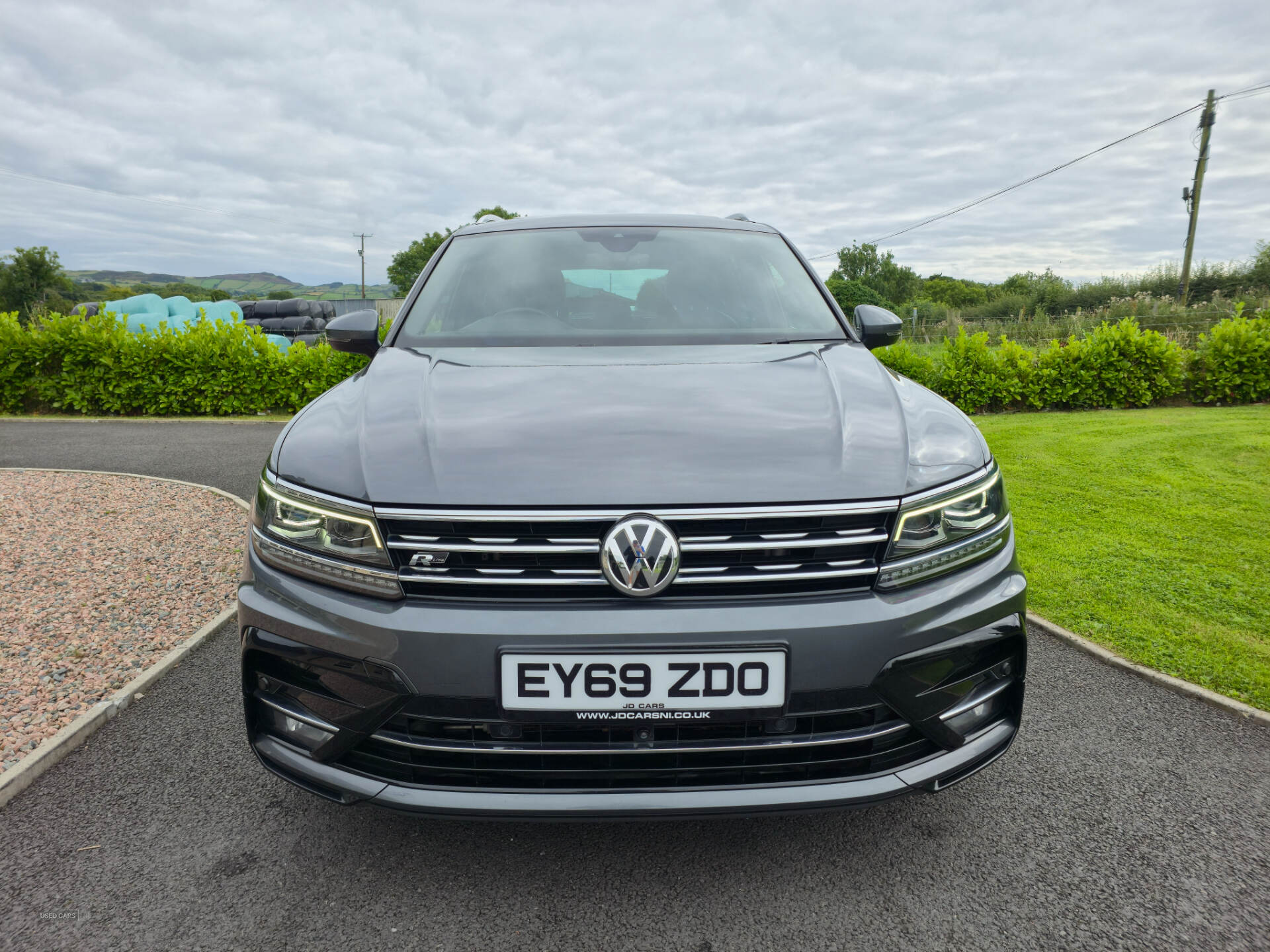 Volkswagen Tiguan DIESEL ESTATE in Down