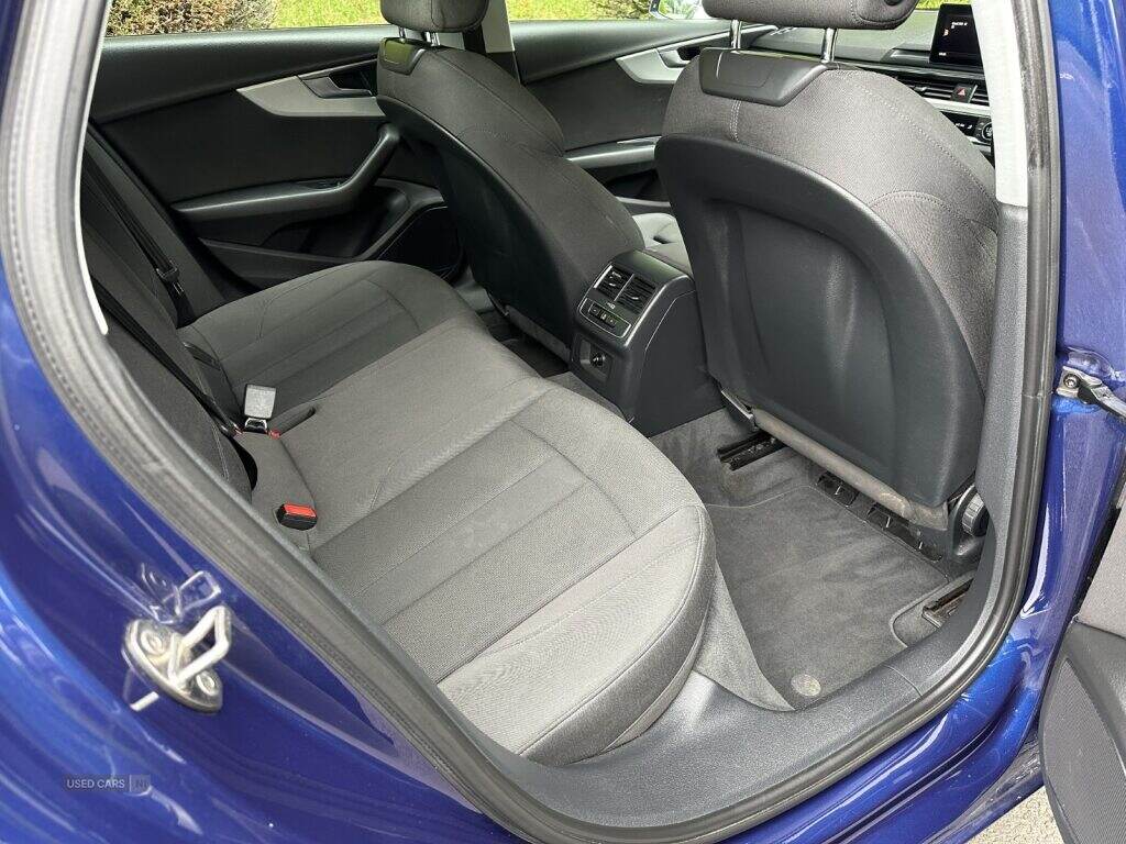 Car Thumbnail 7