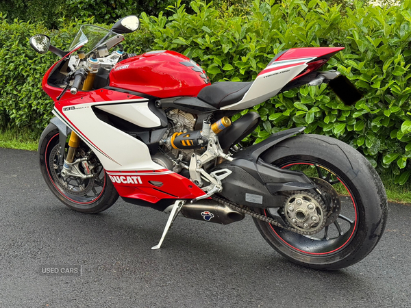 Ducati Panigale 1199s tricolour in Down