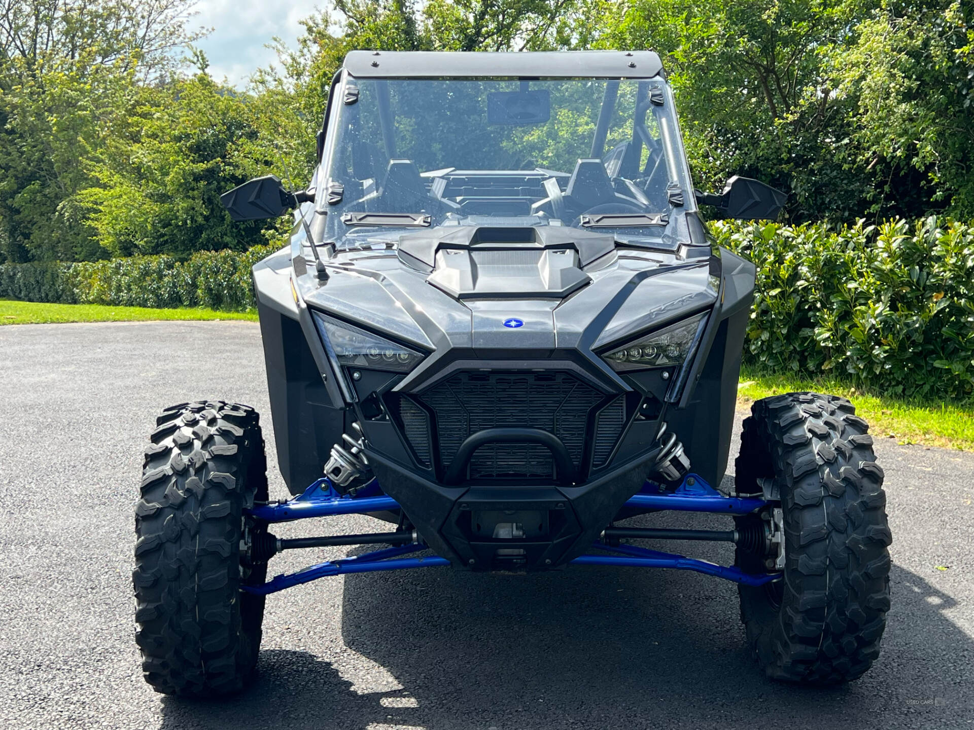 Polaris Rzr pro xp ultimate in Down