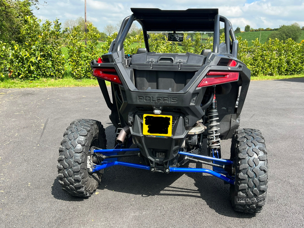 Polaris Rzr pro xp ultimate in Down