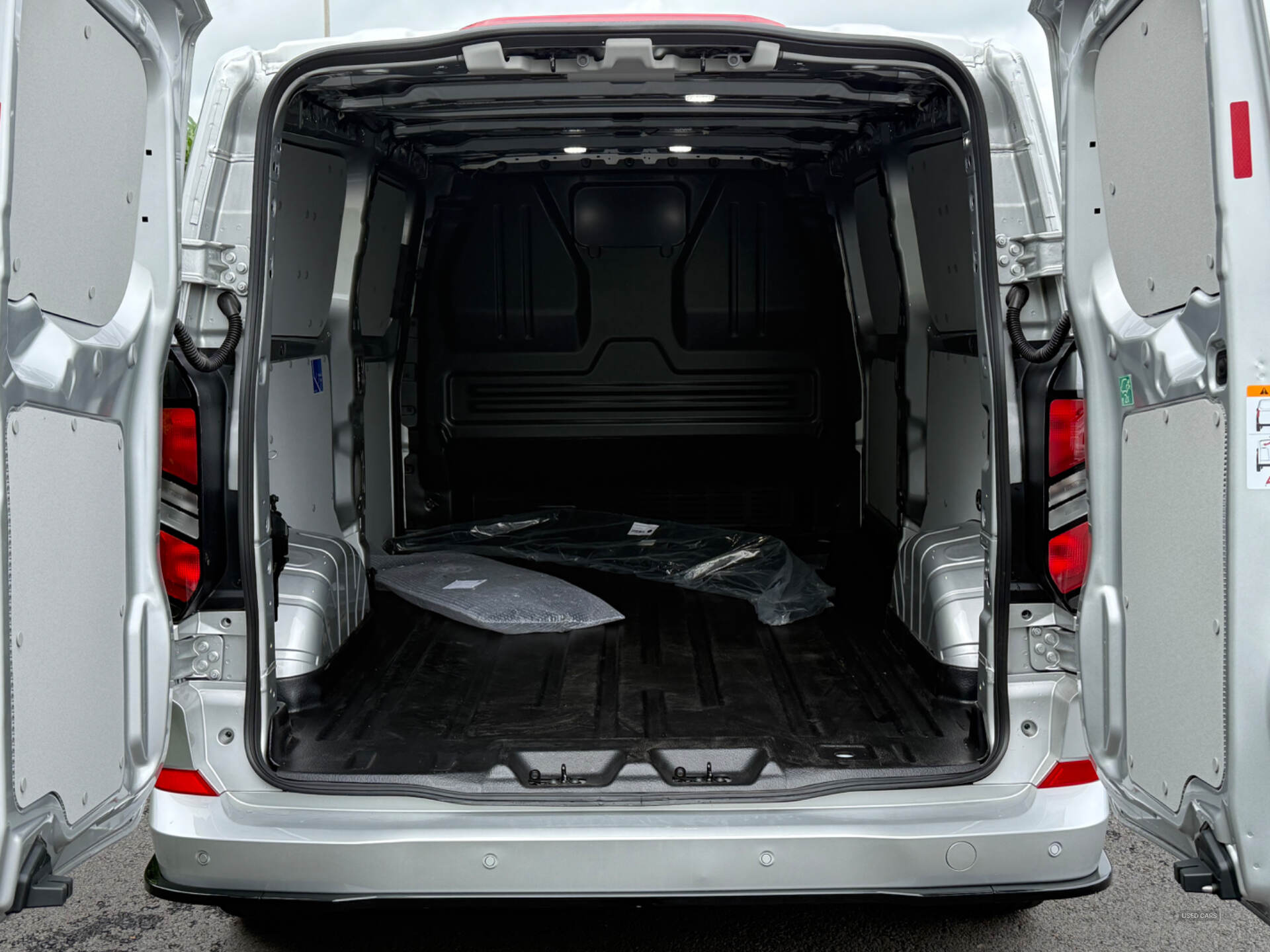 Ford Transit Custom 170bhp lwb auto in Down