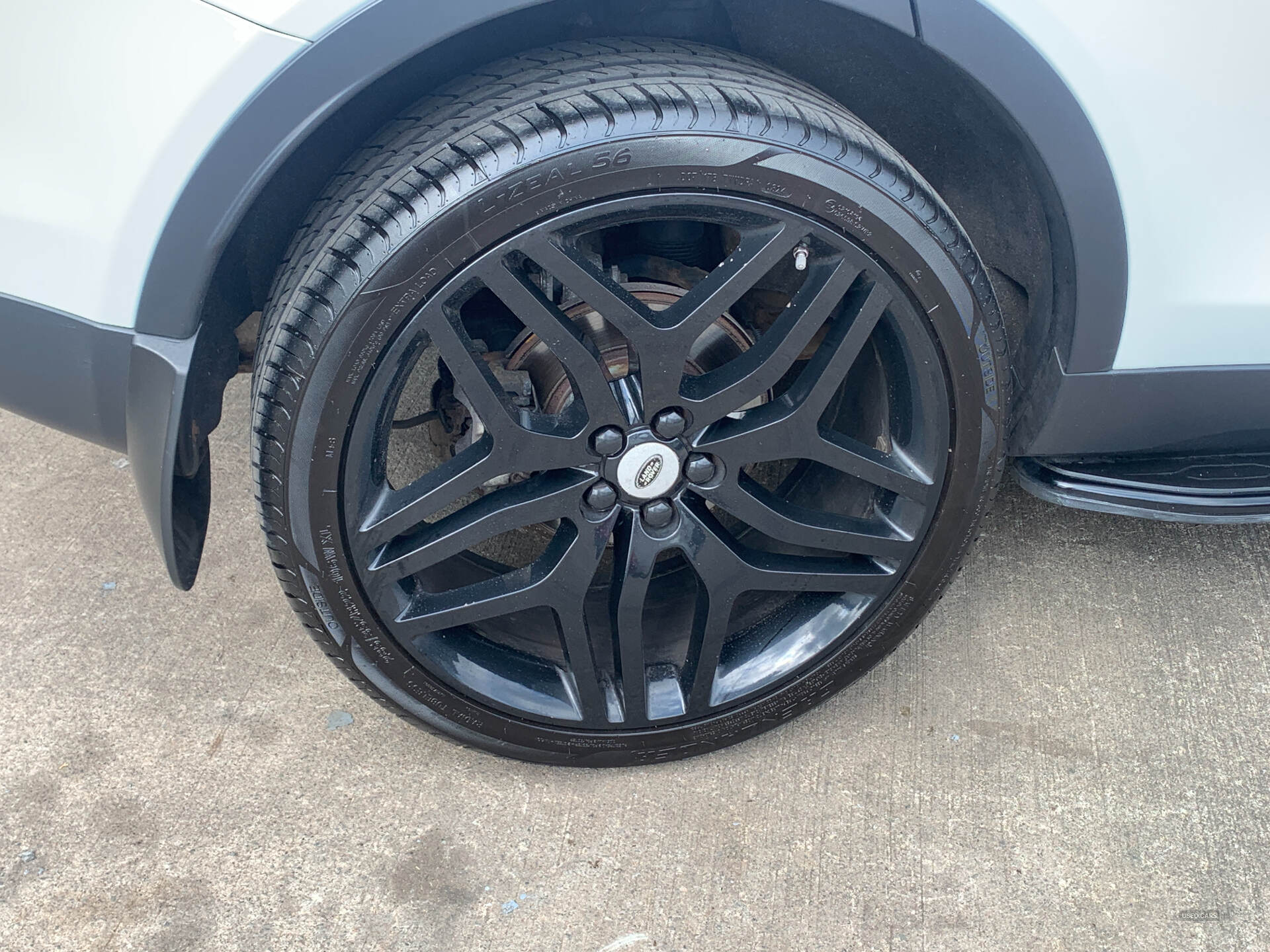 Car Thumbnail 6