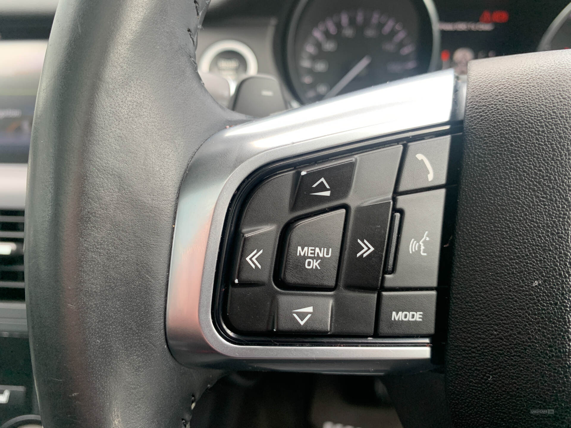 Car Thumbnail 16