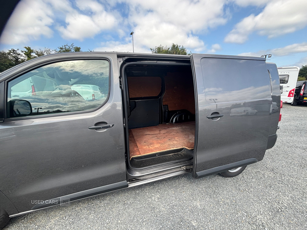 Citroen Dispatch XL DIESEL in Down