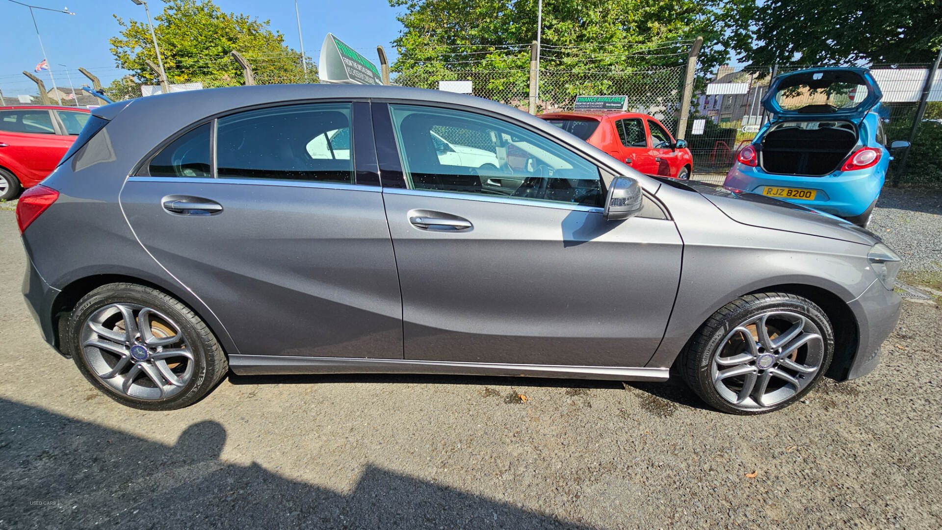 Car Thumbnail 3