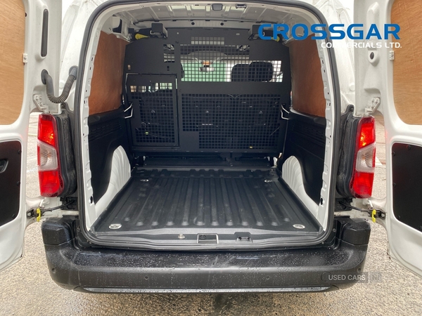 Peugeot Partner LONG DIESEL in Down