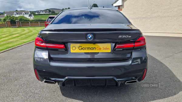 BMW 5 Series SALOON in Down