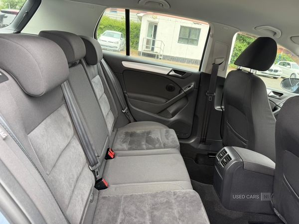 Volkswagen Golf 1.4 Comfort Line Premium Edition Auto 5DR in Antrim