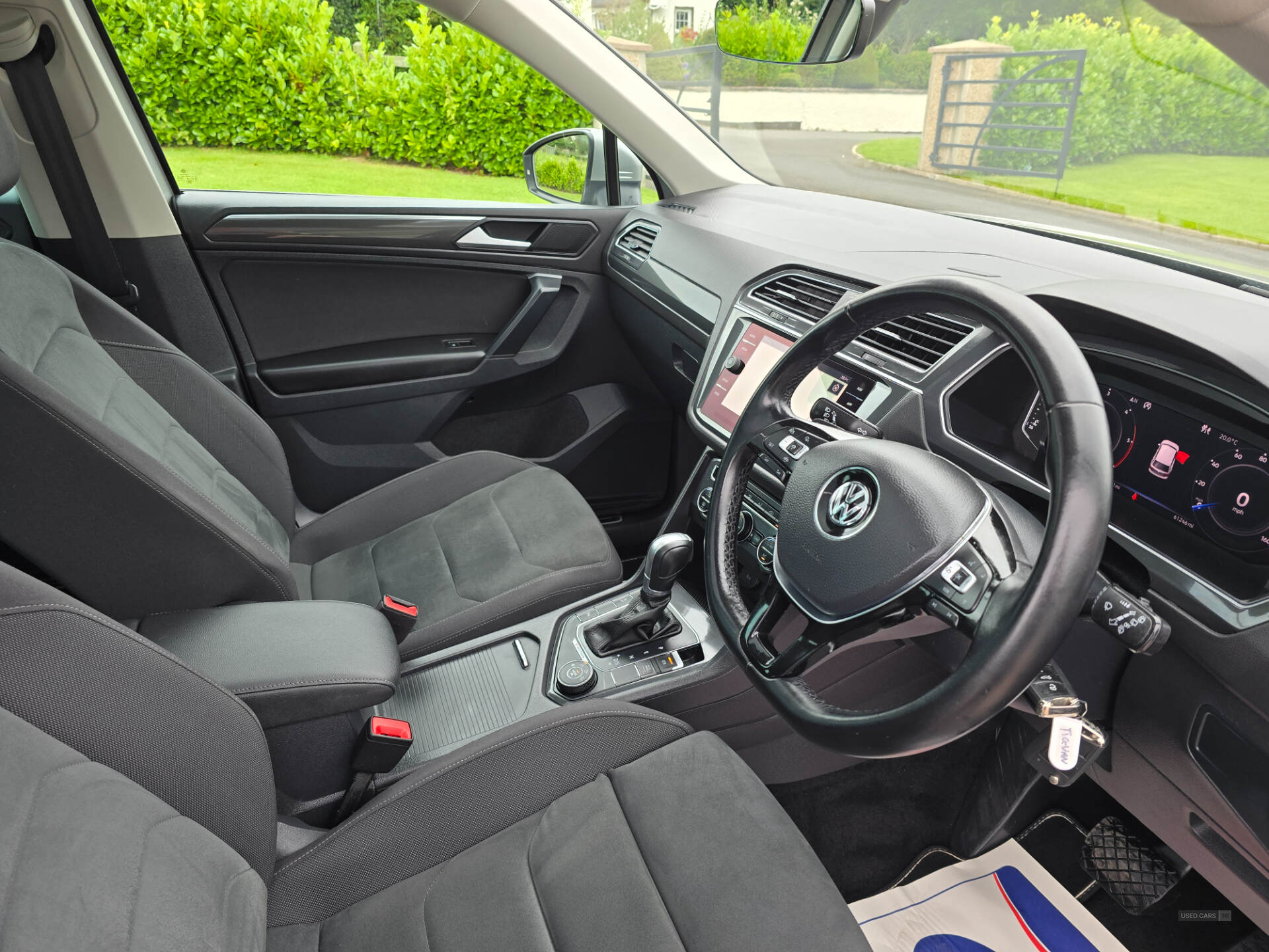 Car Thumbnail 7