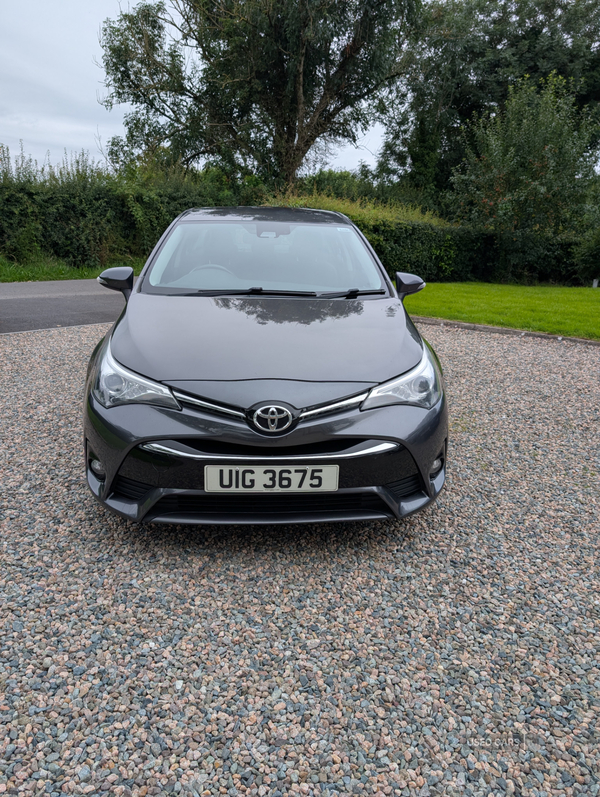 Toyota Avensis DIESEL SALOON in Tyrone
