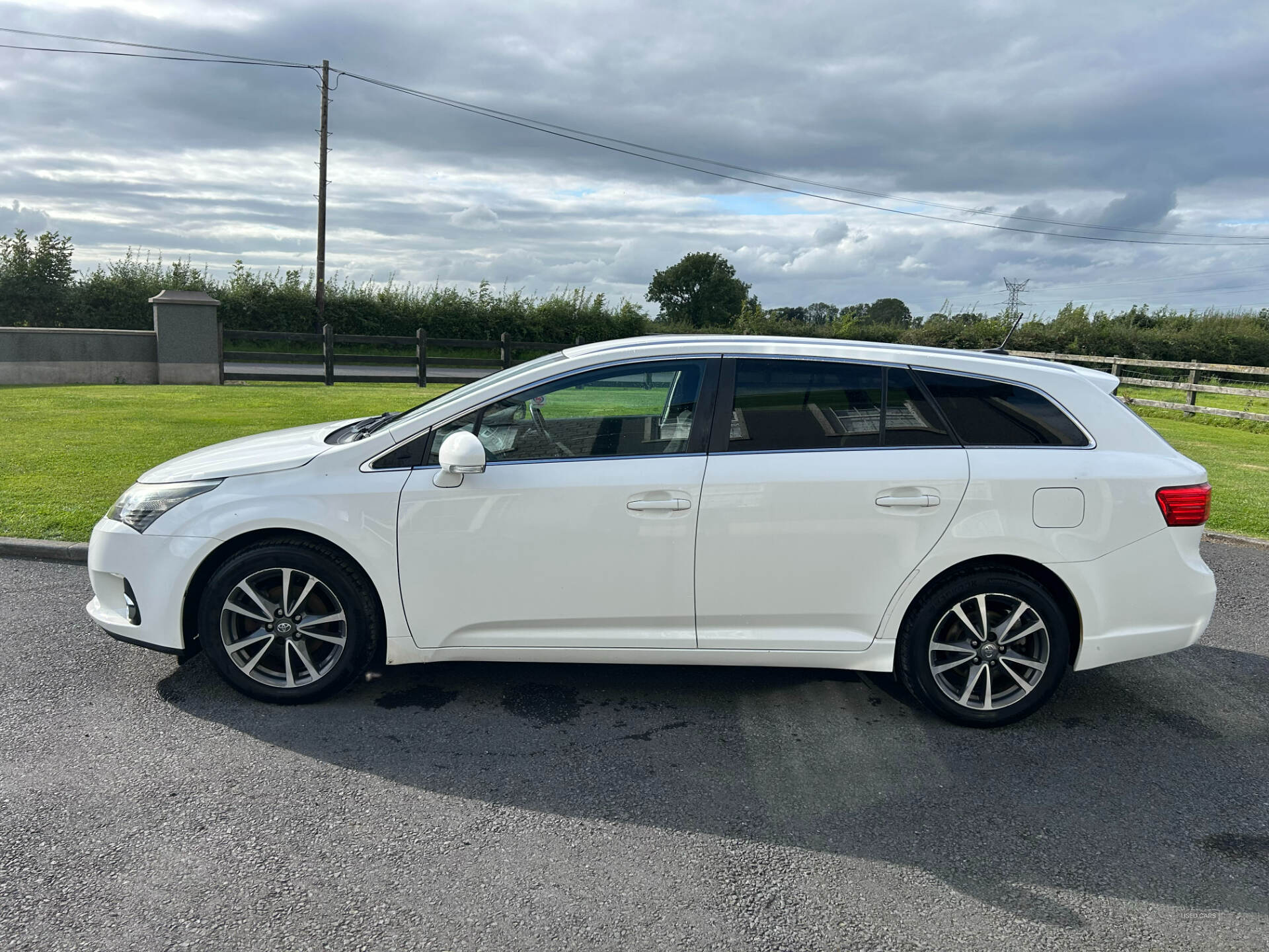 Toyota Avensis DIESEL TOURER in Armagh